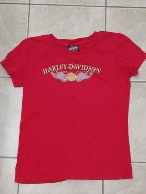 Vintage 00s Harley Davidson Shirt Women's Red Y2K Angel Wing Tee Size M